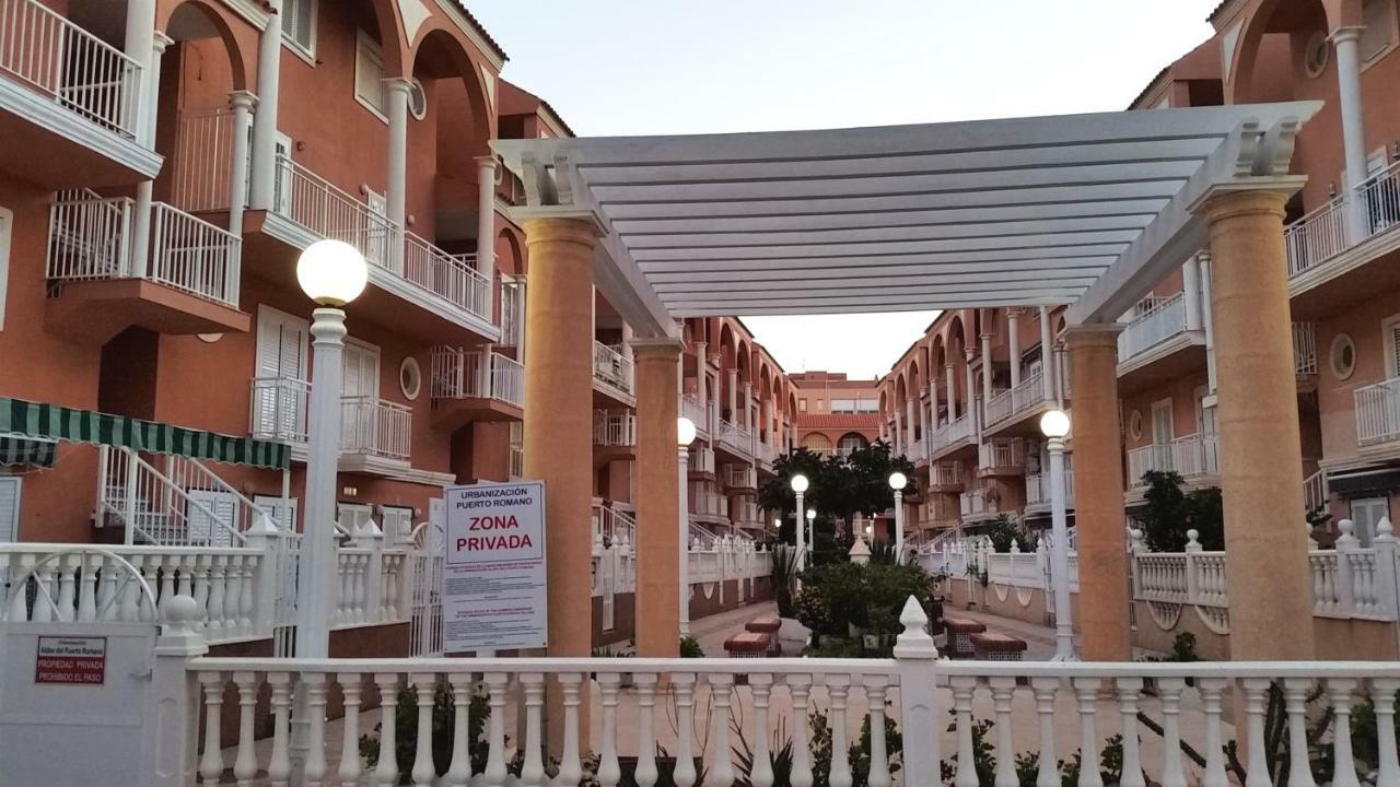 Urbanizacion Puerto Romano - Playa La Mata  Exteriér fotografie